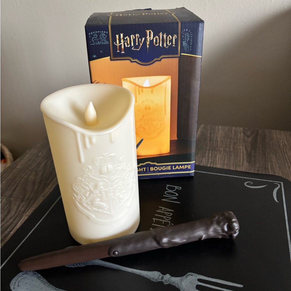 Harry Potter LED Candle with Wand Remote - Cream